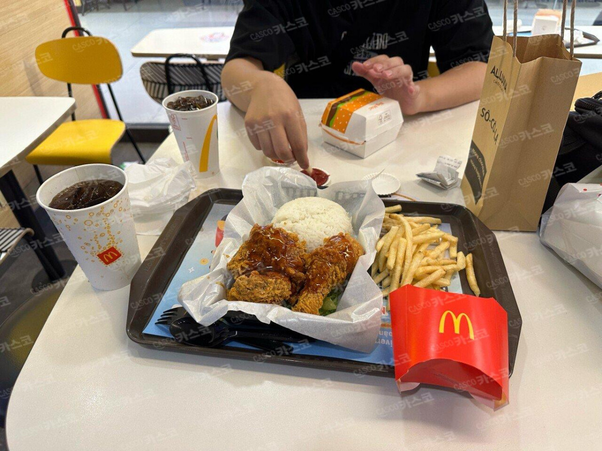 mcdonalds-20241127-210945-003.jpg 동남아 맥도날드.. jpg